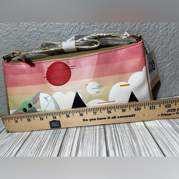 Star Wars x Danielle Nicole The Child Grogu baby yoda Crossbody Bag clutch bag - Picture 8 of 14